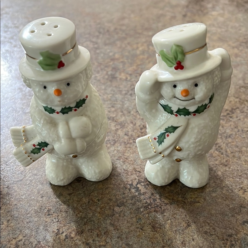 Lenox Snowman Salt and Pepper Shakers
